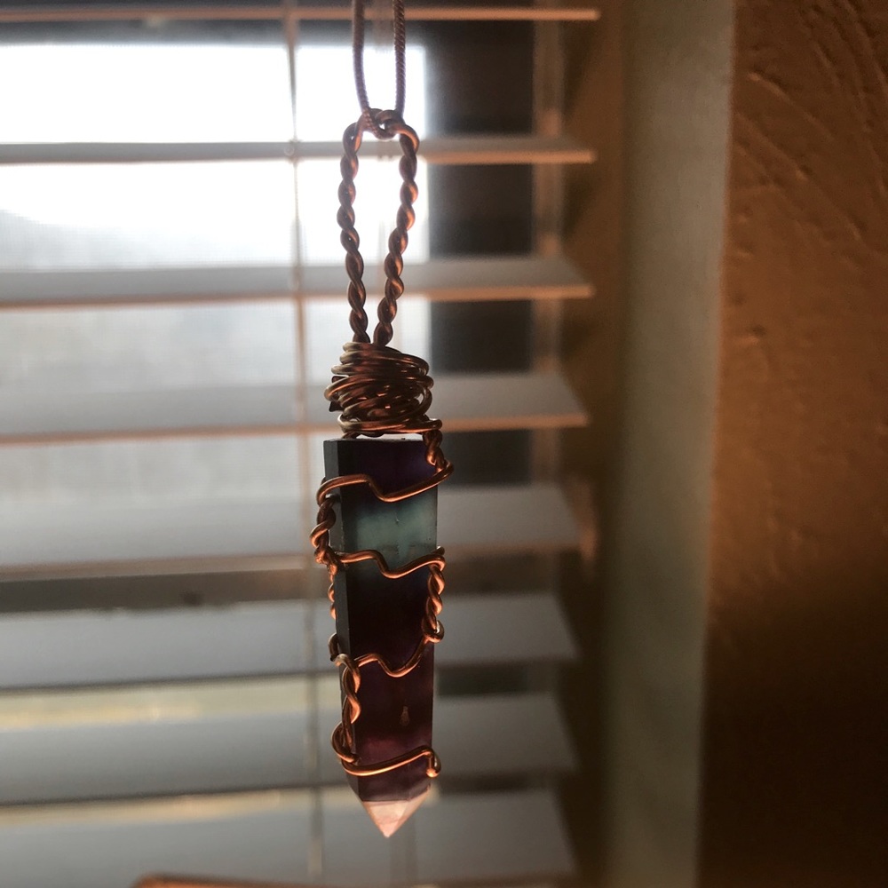 Fluorite Pendant with Chain - Picture 1 of 2
